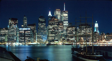 LED護(hù)欄管為什么要選擇好的PC外罩? 你想知道嗎?