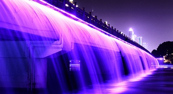 11年戶(hù)外亮化燈具廠(chǎng)家來(lái)分析橋梁景觀亮化照明工程的要點(diǎn)